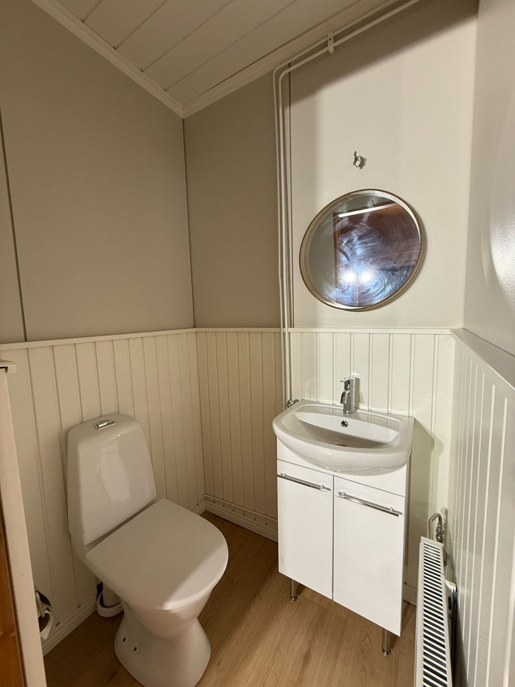 Kuva wc remontin jälkeen