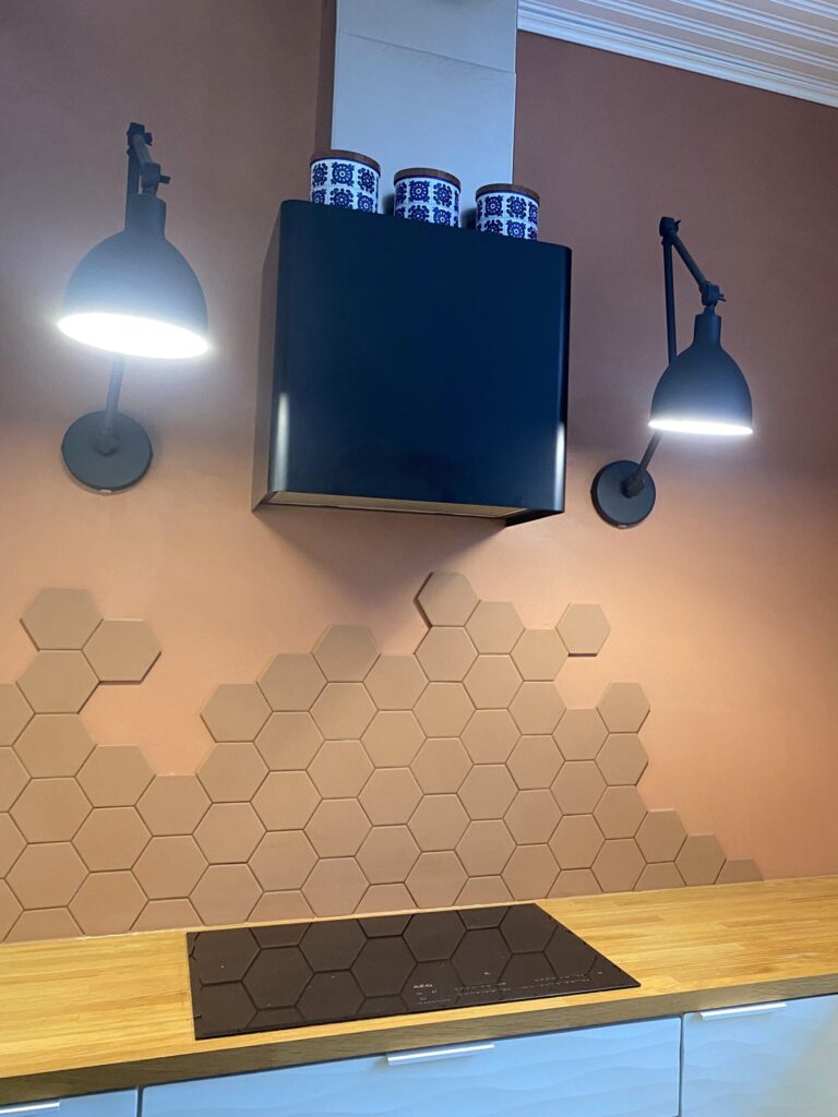 keittiön koristelaatoitus